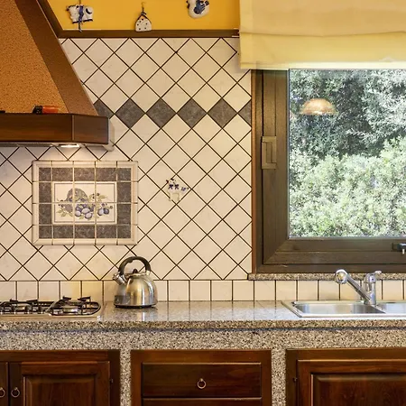 Hébergement de vacances Maria Antonietta *